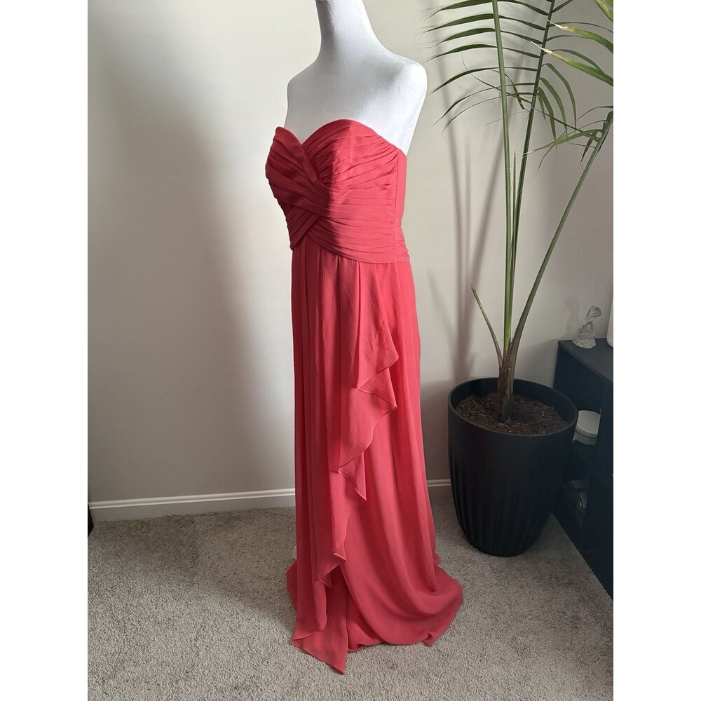 David's Bridal Coral 100% Polyester Sleeveless Bridesmaid Dress Size 10 Regular - Picture 2 of 10